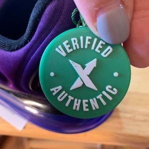 Nike Air Max hyper grape